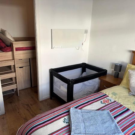 Central Lisburn Duplex Apartment Siren Stays Exterior photo