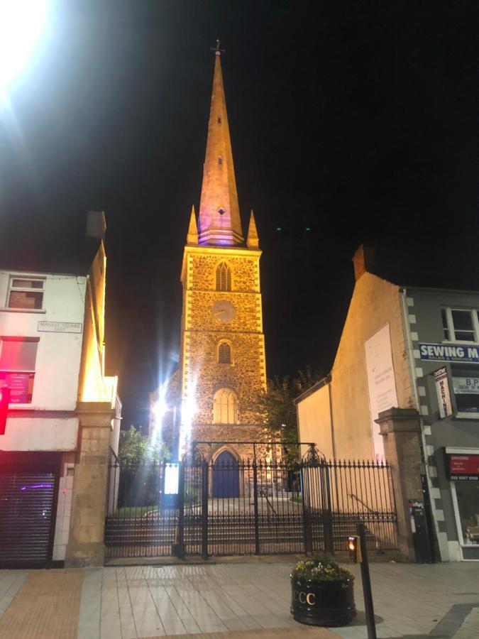 Central Lisburn Duplex Apartment Siren Stays Exterior photo