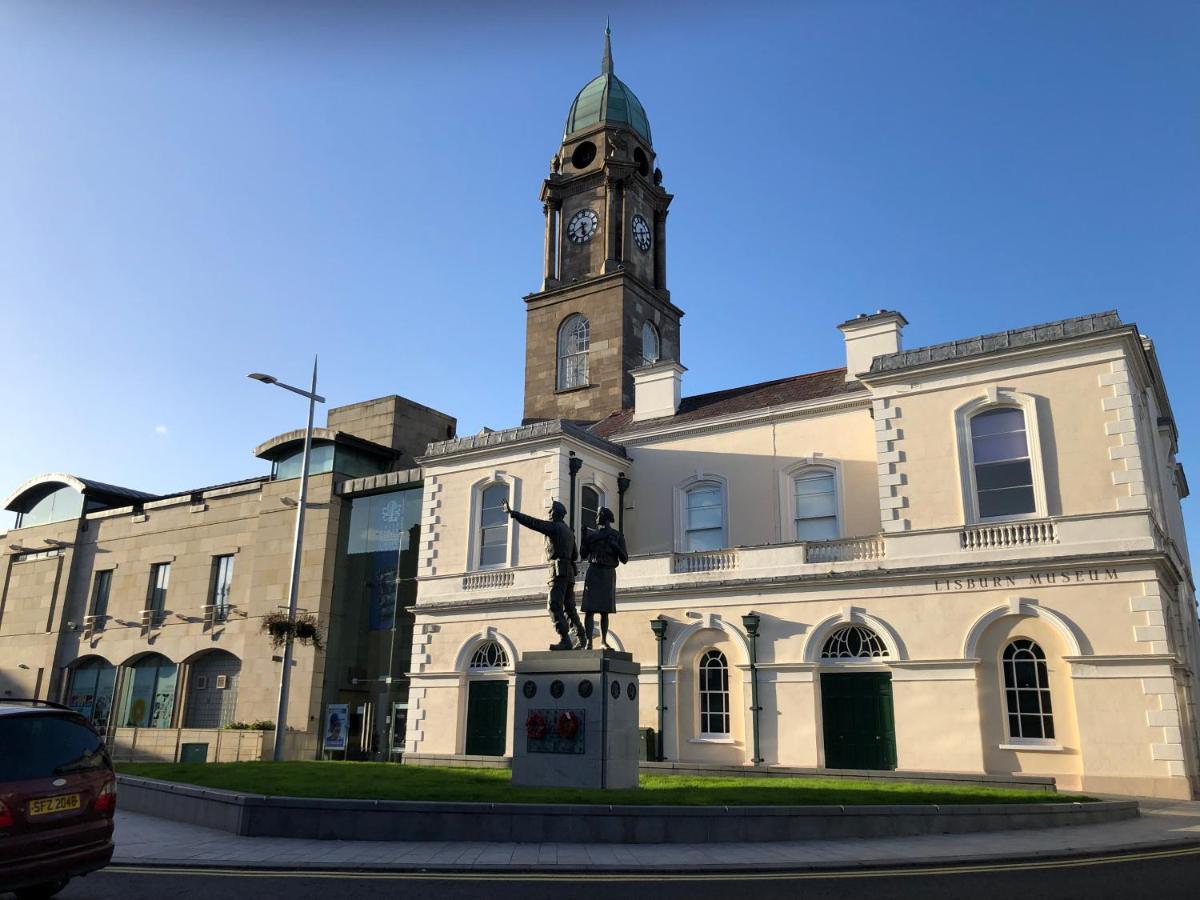 Central Lisburn Duplex Apartment Siren Stays Exterior photo